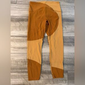 lululemon athletica Women's Leggings in Brown and Tan